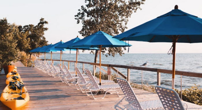 Lake Shore Resort - Web Listing (newer photo)